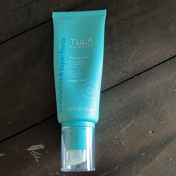 Tula filter primer in shade magic hour - Picture 13 of 14